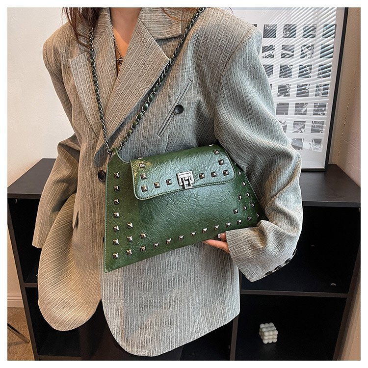 Women's Faux Leather Rivet Chain Crossbody Bag