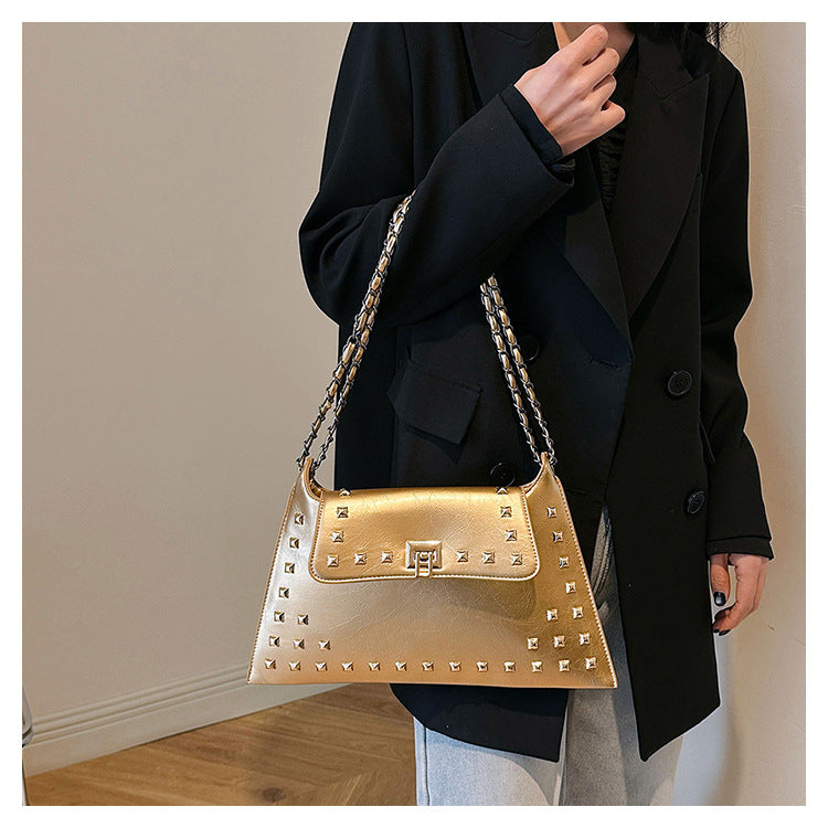 Women's Faux Leather Rivet Chain Crossbody Bag